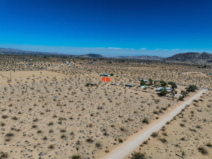 2.32 Acres Landers, San Bernardino County, CA (Power & Water)