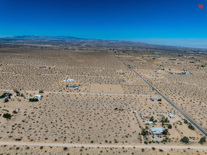 2.32 Acres Landers, San Bernardino County, CA (Power & Water)