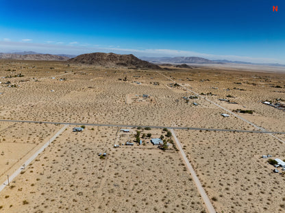 2.32 Acres Landers, San Bernardino County, CA (Power & Water)