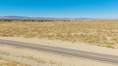 2.03 Acres Lancaster, Los Angeles County, CA (Paved Road)