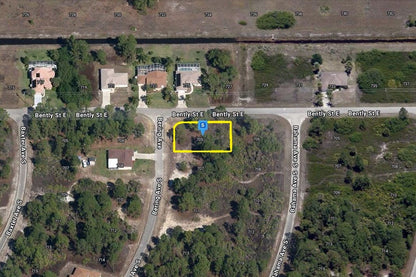 0.26 Acre Lehigh Acres, Lee County, FL (Power, Water, & Paved Road)