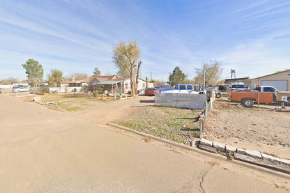 0.19 Acre Roswell, Chaves County, NM (Power, Water, & Paved Road)