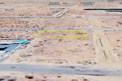 0.24 Acre California City, Kern County, CA (Power, Water, & Paved Road)