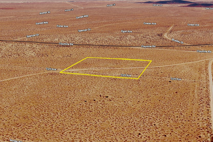 2.56 Acres Edwards, Kern County, CA