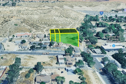 0.49 Acre Victorville, San Bernardino County, CA (Power, Water, & Paved Road)