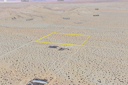 9.76 Acres Adelanto, San Bernardino County, CA