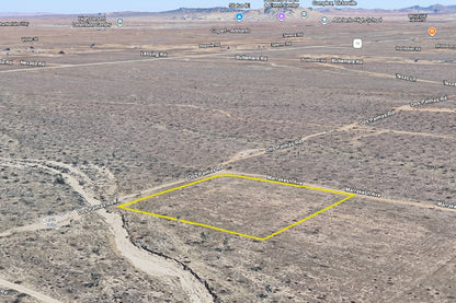1.97 Acres Phelan, San Bernardino County, CA