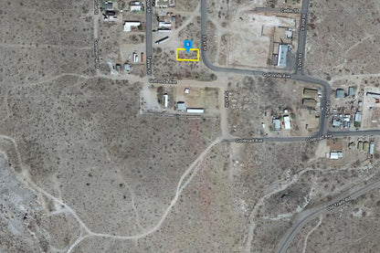 0.11 Acre Kingman, Mohave County, AZ (Power, Water, & Paved Road)