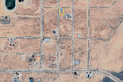 0.24 Acre California City, Kern County, CA (Power, Water, & Paved Road)