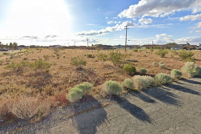 0.22 Acre California City, Kern County, CA (Power, Water, & Paved Road)