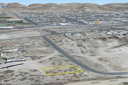 0.11 Acre Kingman, Mohave County, AZ (Power, Water, & Paved Road)