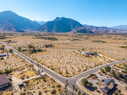 1.47 Acres Borrego Springs, San Diego County, CA (Power, Water, & Paved Road)