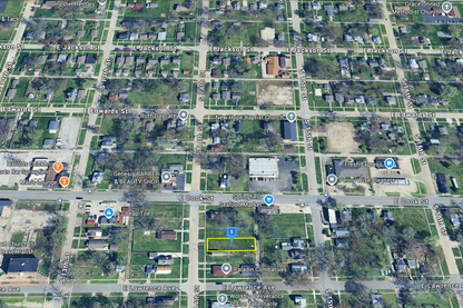 0.17 Acre Springfield, Sangamon County, IL (Power, Water, & Paved Road)