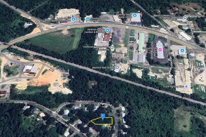 0.23 Acre Marianna, Jackson County, FL (Power, Water, & Paved Road)