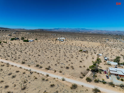 2.32 Acres Landers, San Bernardino County, CA (Power & Water)