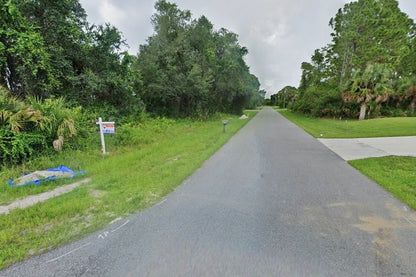 0.24 Acre North Port, Sarasota County, FL (Power & Paved Road)