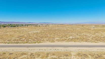 2.03 Acres Lancaster, Los Angeles County, CA (Paved Road)