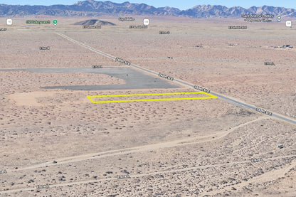 2.31 Acres Lancaster, Los Angeles County, CA (Paved Road)