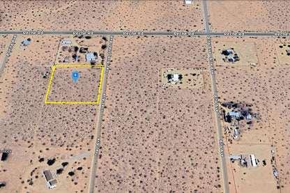 2.32 Acres Landers, San Bernardino County, CA (Power & Water)