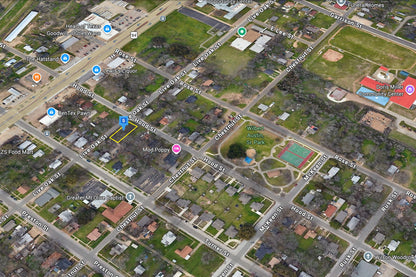0.14 Acre Waco, McLennan County, TX (Power, Water, & Paved Road)