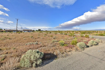 0.22 Acre California City, Kern County, CA (Power, Water, & Paved Road)