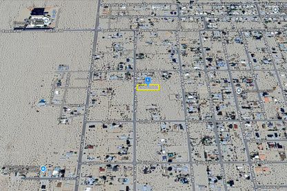 0.69 Acre Twentynine Palms, San Bernardino County, CA (Power, Water, & Paved Road)