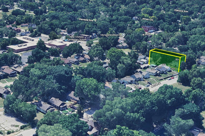 0.10 Acre Kansas City, Wyandotte County, KS (Power, Water, & Paved Road)