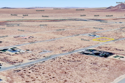 0.24 Acre California City, Kern County, CA (Power, Water, & Paved Road)