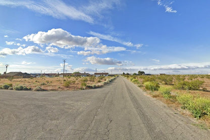 0.22 Acre California City, Kern County, CA (Power, Water, & Paved Road)