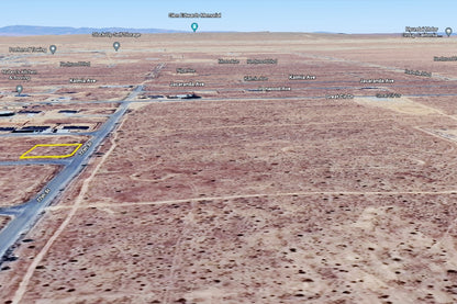 0.22 Acre California City, Kern County, CA (Power, Water, & Paved Road)