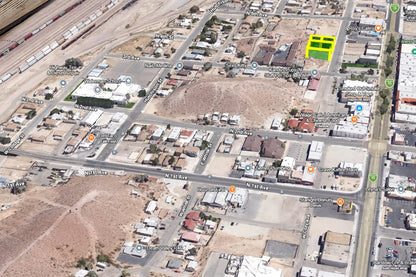 0.31 Acre Barstow, San Bernardino County, CA (Power, Water, & Paved Road)