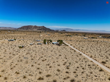 2.32 Acres Landers, San Bernardino County, CA (Power & Water)