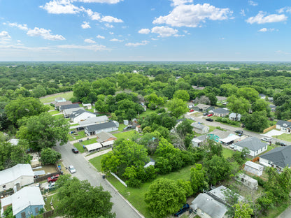 0.14 Acre Waco, McLennan County, TX (Power, Water, & Paved Road)