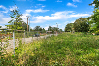 0.23 Acre Saint Louis, Saint Louis City County, MO (Power, Water, & Paved Road)