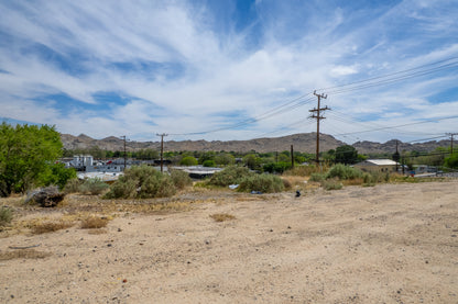 0.49 Acre Victorville, San Bernardino County, CA (Power, Water, & Paved Road)