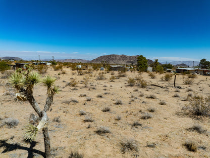 2.32 Acres Landers, San Bernardino County, CA (Power & Water)