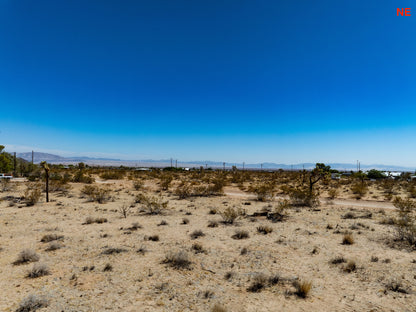 2.32 Acres Landers, San Bernardino County, CA (Power & Water)