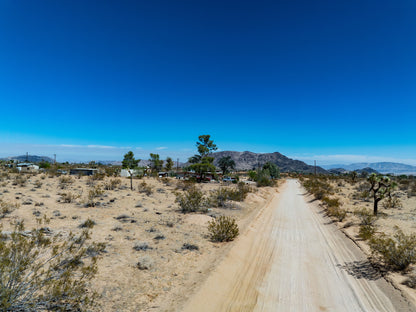 2.32 Acres Landers, San Bernardino County, CA (Power & Water)