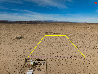 20 Acres Twentynine Palms, San Bernardino County, CA (Power & Water)