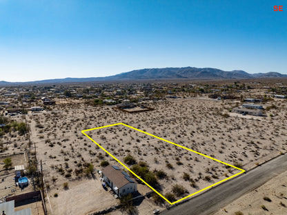 0.69 Acre Twentynine Palms, San Bernardino County, CA (Power, Water, & Paved Road)