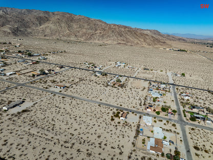 0.69 Acre Twentynine Palms, San Bernardino County, CA (Power, Water, & Paved Road)