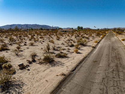0.69 Acre Twentynine Palms, San Bernardino County, CA (Power, Water, & Paved Road)