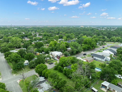0.14 Acre Waco, McLennan County, TX (Power, Water, & Paved Road)