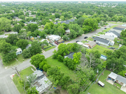 0.14 Acre Waco, McLennan County, TX (Power, Water, & Paved Road)
