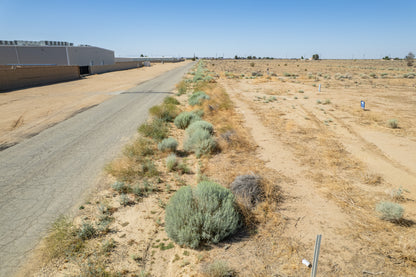 0.66 Acre California City, Kern County, CA (Water & Paved Road)