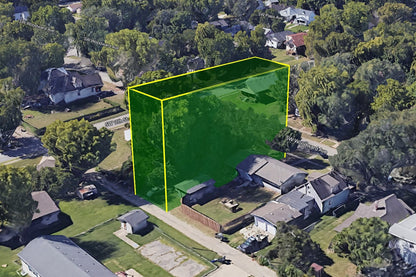 0.11 Acre Topeka, Shawnee County, KS (Power, Water, & Paved Road)