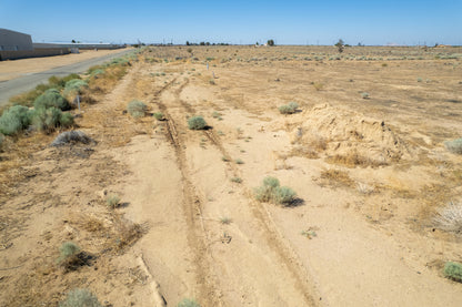 0.66 Acre California City, Kern County, CA (Power, Water, & Paved Road)