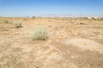 0.66 Acre California City, Kern County, CA (Water & Paved Road)