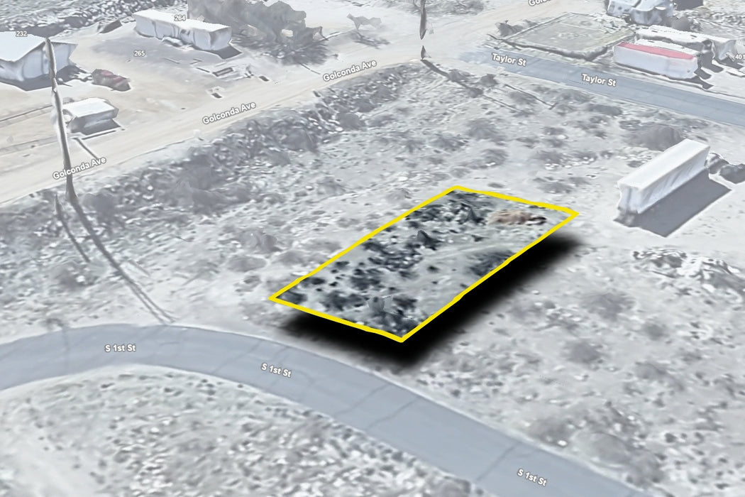 0.11 Acre Kingman, Mohave County, AZ (Power, Water, & Paved Road)