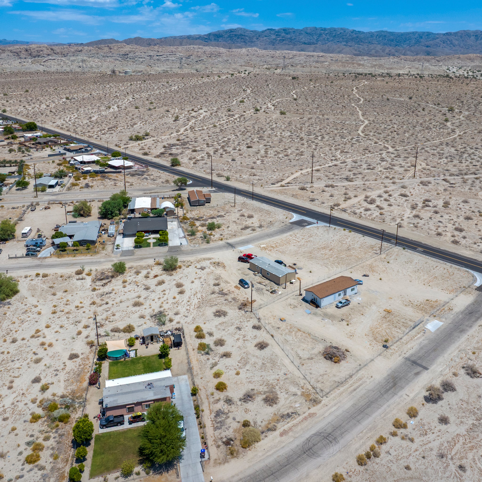0.29 Acre Mecca, Riverside County, CA (Power, Water, & Paved Road)
